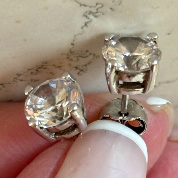 6 mm Cubic Zirconia Diamond earrings set in Sterling Silver - Picture 15 of 15